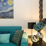 Giulia Apartment-Rental In Rome